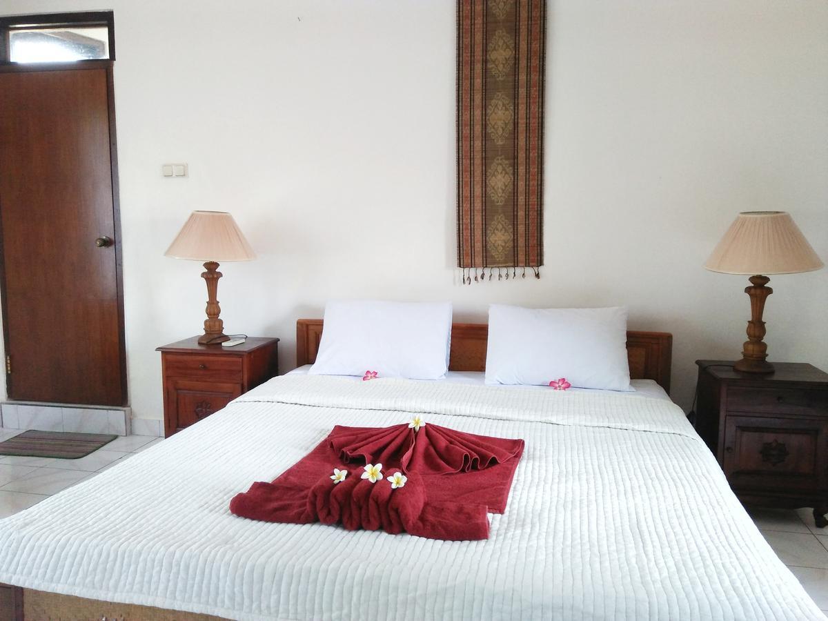 Nuriani Guest House อูบุด ภายนอก รูปภาพ